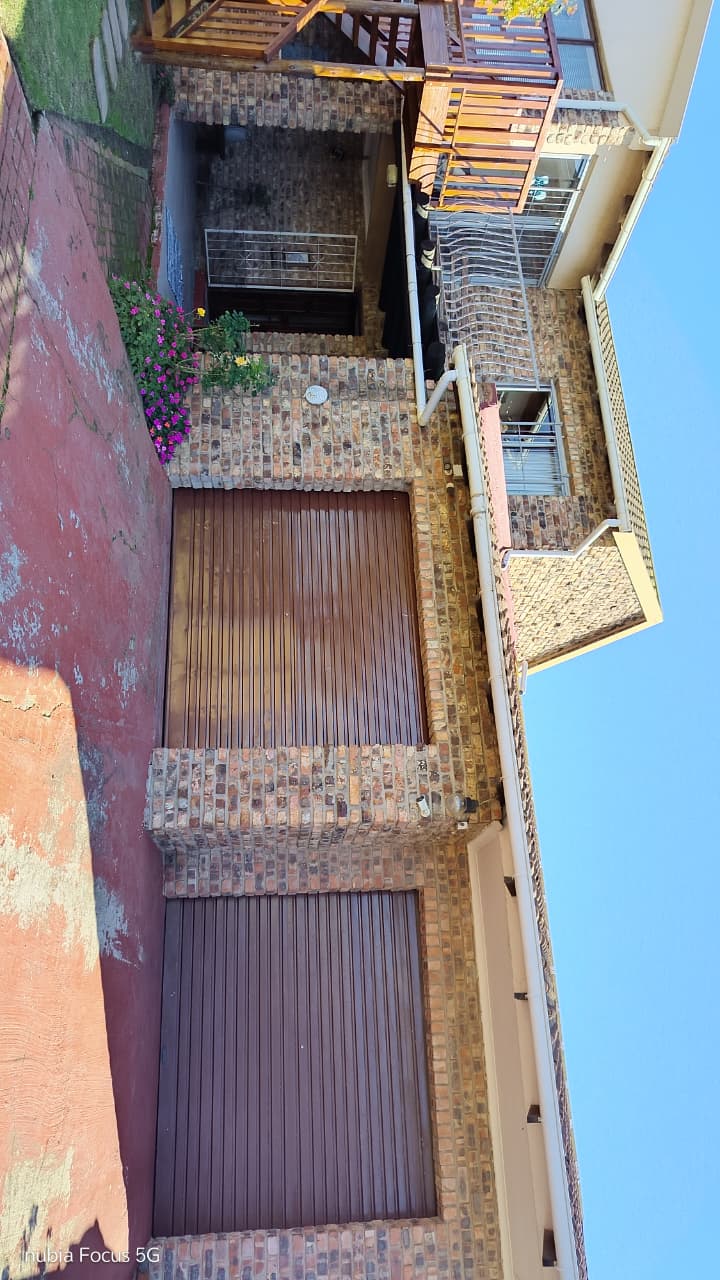 3 Bedroom Property for Sale in Wavecrest Eastern Cape